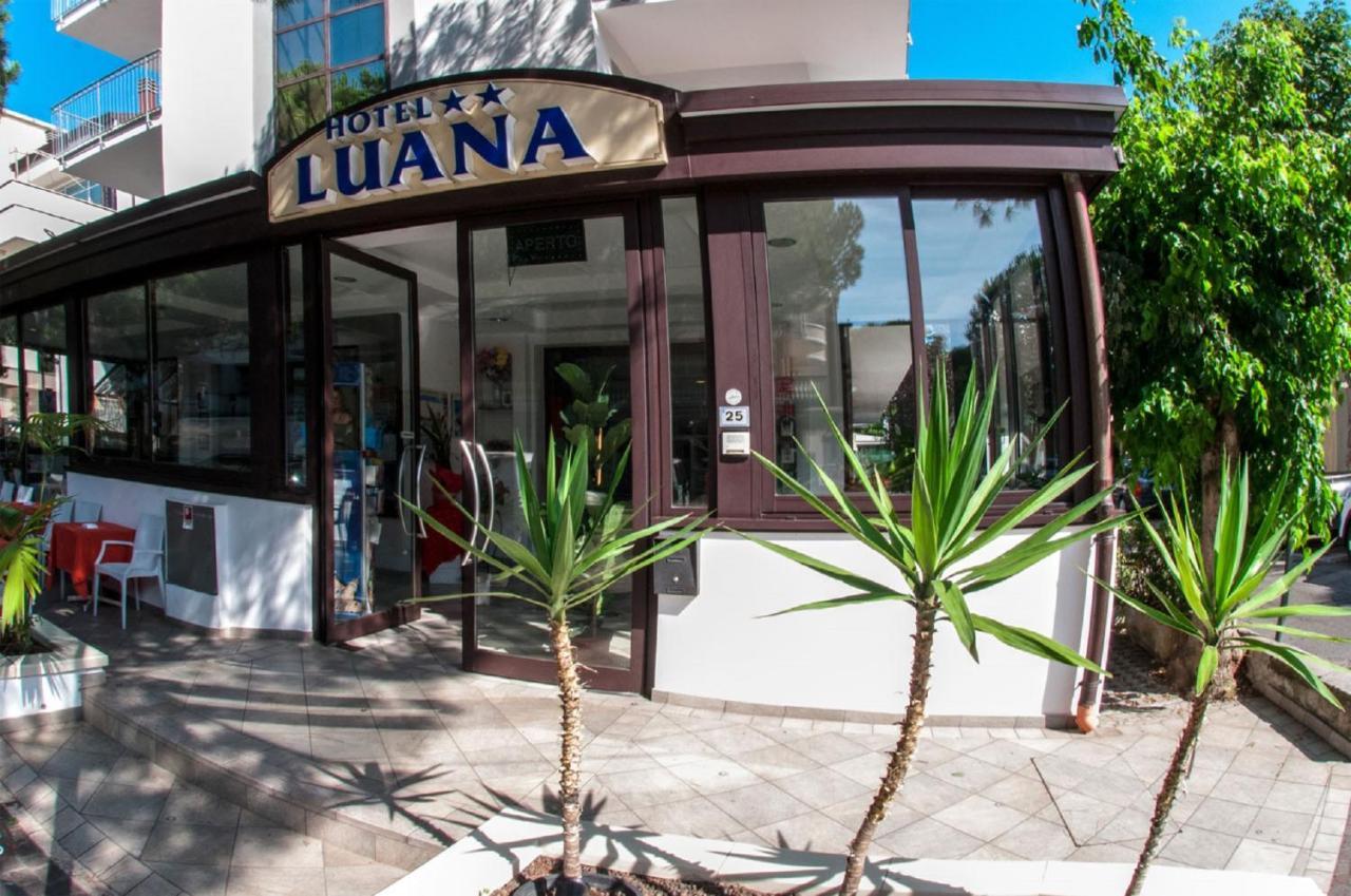 Hotel Luana Riccione Exteriör bild